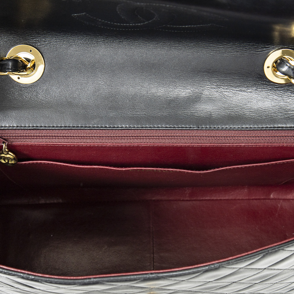 Chanel Maxi Jumbo XL Flap - Picture 9 of 10